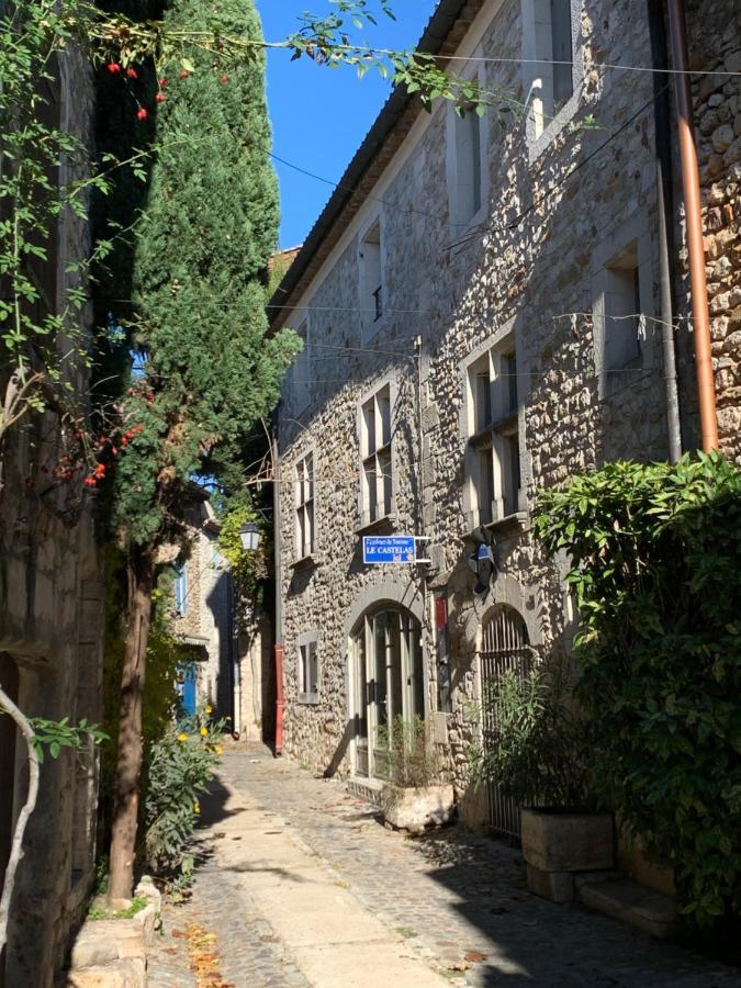 Le Castelas Aigueze Bagian luar foto
